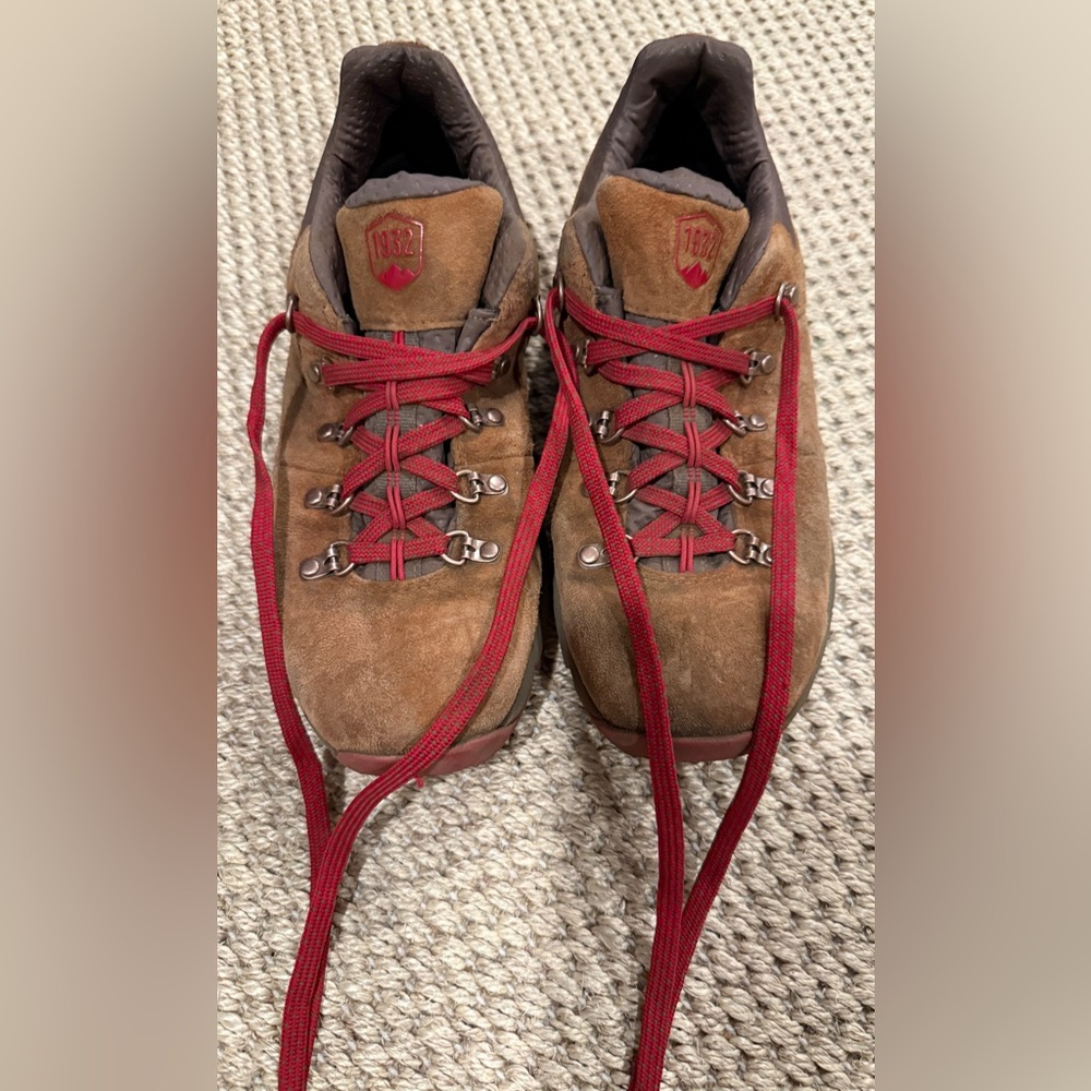 Danner Mountain 600 Low 3” Hiking Boots – Women’s 9.5 • Brown/Red • Vibram Soles - Picture 2 of 5